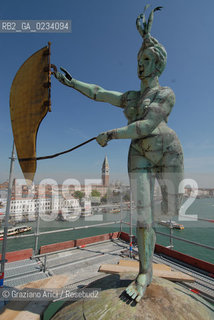 24/4/2008 LAVORI DI RESTAURO E RISTRUTTURAZIONE DELLA PUNTA DELLA DOGANA © MARTA BUSO/ARICI