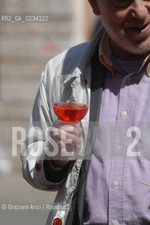 VENEZIA APRILE 2008 - RIALTO CAMPIELLO BELLA VIENNA APERITIVO E SPRITZ ©Graziano Arici/Rosebud2 GASTRONOMIA