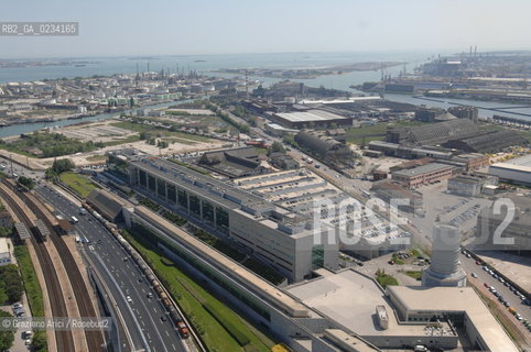 VENEZIA 9/5/08 FOTO AEREE DEL PARCO TECNOLOGICO E SCIENTIFICO VEGA A PORTOMARGHERA ©Graziano Arici/Rosebud2