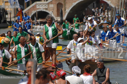 VENEZIA 11/5/08 REGATA VOGALONGA IN RIO DI CANNAREGIO ©Graziano Arici/Rosebud2 BARCA