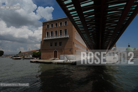 VENICE 14/07/08 THE FOURTH BRIDGE, DESIGNED BY SANTIAGO CALATRAVA,  OVER THE GRAND CANAL IN VENICE © MARTABUSO/ARICI/GRAZIANERI PONTE ARCHITETTO ARCHITETTURA CANAL GRANDE