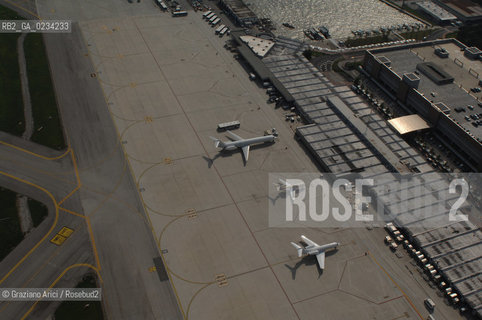 VENEZIA 25/06/08 FOTO AEREE AEROPORTO DI TESSERA MARCO POLO ©Graziano Arici/Rosebud2