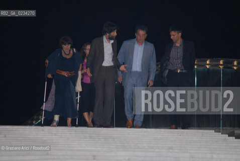 VENICE 2/09/08 - THE NEW 4TH BRIDGE ONGRAND CANAL IN VENICE DESIGNED BY THE SPANISH ARCHITECT SANTIAGO CALATRAVA: THE MAYOR OF VENICE MASSIMO CACCIARI WITH SANTIAGO CALATRAVA © MARTA BUSO/ARICI/GRAZIANERI ARCHITETTO ARCHITETTURA PONTE