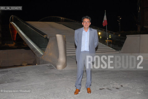 VENICE 2/09/08 - THE NEW 4TH BRIDGE ONGRAND CANAL IN VENICE DESIGNED BY THE SPANISH ARCHITECT SANTIAGO CALATRAVA: THE ARCHITECT SANTIAGO CALATRAVA © MARTA BUSO/ARICI/GRAZIANERI ARCHITETTO ARCHITETTURA PONTE