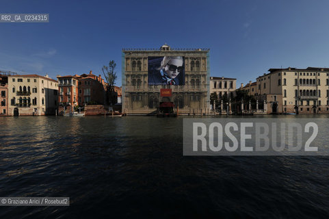VENICE SEPTEMBER 2008 THE GEANT PUBLICITY ON THE GRAN CANAL IN VENICE : THE CA VENDRAMIN CALERGI PALACE . CASINO ©Graziano Arici/Rosebud2 PUBBLICITà VENICE ON SALE