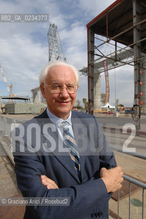 VENEZIA 3 OTTOBRE 2008 - INAUGURAZIONE DEI MOORNIG DOLPHINS PER IL RIGASSIFICATORE ALLARSENALE © MARTA BUSO/ARICI CONSORZIO VENEZIA NUOVA