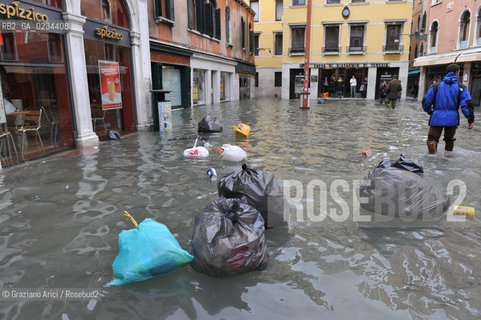VENEZIA 1/12/08 - ALTA MAREA A VENEZIA ©Graziano Arici/Rosebud2 ACQUA ALTA