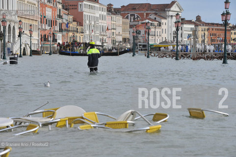 VENEZIA 1/12/08 - ALTA MAREA A VENEZIA ©Graziano Arici/Rosebud2 ACQUA ALTA