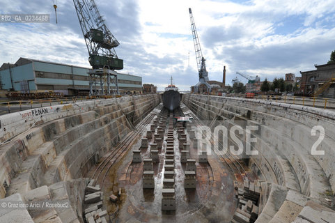 VENEZIA OTTOBRE 2008 BACINI DI CARENAGGIO DELLARSENALE DI VENEZIA ©Graziano Arici/Rosebud2 NAVE CANTIERE NAVALE