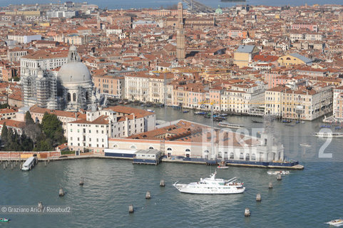 VENEZIA 18/02/09 FOTO AEREE DEL CANTIERE A PUNTA DELLA DOGANA @ Graziano Arici/Rosebud2