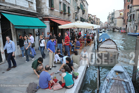 VENEZIA GIUGNO 2009 - OSTERIA BAR AL TIMON ©Graziano Arici/Rosebud2 GIOVANI