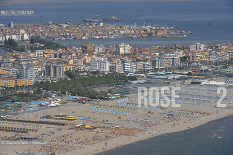VENEZIA LUGLIO 2009 - FOTO AEREA DELLA SPIAGGIA DI SOTTOMARINA CHIOGGIA ©Graziano Arici/Rosebud2 MARE