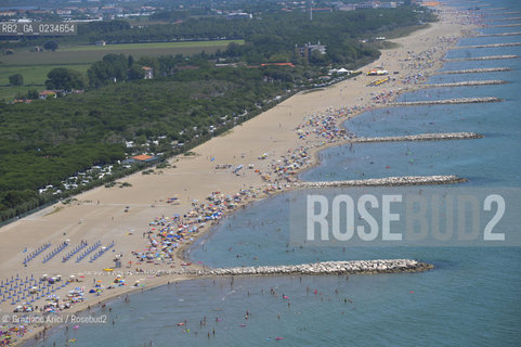 VENEZIA LUGLIO 2009 - FOTO AEREA DELLA SPIAGGIA DI CAVALLINO JESOLO ©Graziano Arici/Rosebud2 MARE