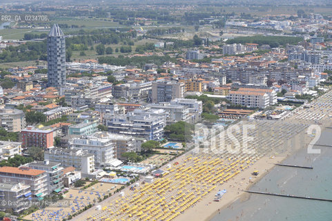 VENEZIA LUGLIO 2009 - FOTO AEREA DELLA SPIAGGIA DI JESOLO ©Graziano Arici/Rosebud2 MARE
