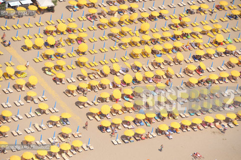 VENEZIA LUGLIO 2009 - FOTO AEREA DELLA SPIAGGIA DI JESOLO ©Graziano Arici/Rosebud2 MARE