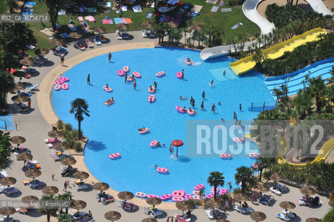 VENEZIA LUGLIO 2009 - FOTO AEREA DEL PARCO DI ACQUALAND A JESOLO ©Graziano Arici/Rosebud2 PISCINA