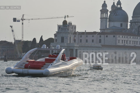 VENEZIA 2009 - YACHT MOTOSCAFO LANCIA IN BACINO DI S.MARCO ©Graziano Arici/Rosebud2 BARCA