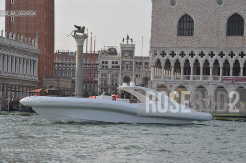 VENEZIA 2009 - YACHT MOTOSCAFO LANCIA IN BACINO DI S.MARCO ©Graziano Arici/Rosebud2 BARCA