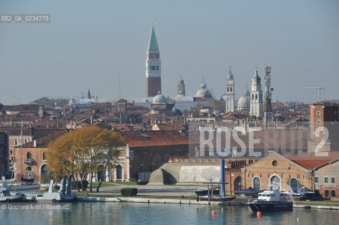 VENEZIA OTTOBRE 2009 : VEDUTA AEREA DELLARSENALE ©Graziano Arici/Rosebud2
