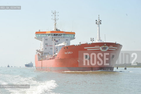 VENEZIA 2009 - CANALE DEI PETROLI ©Graziano Arici/Rosebud2 BARCA NAVE