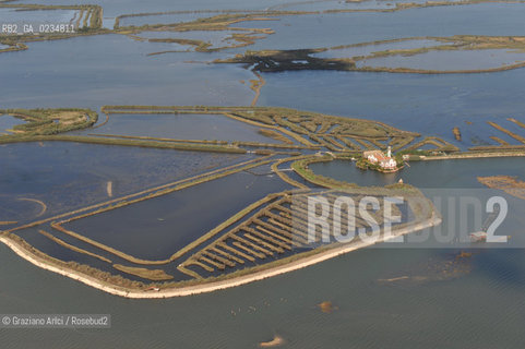 VENEZIA 15 OTTOBRE 2009 - FOTO AEREE DELLE BARENE DELLA LAGUNA DI VENEZIA E DELLA VALLE DA PESCA DI CA ZAPPA ©Graziano Arici/Rosebud2 AEREA