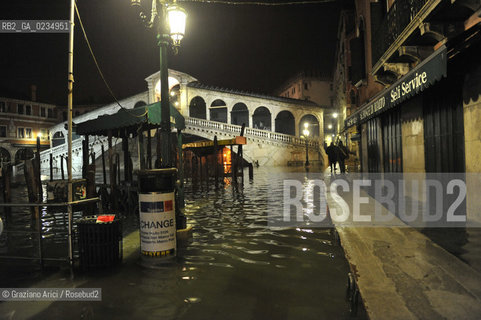 Venice december, 25th 2009 - Exceptional high tide of 1,45 m in Venice during the Christmas night at 4 a.m. ©Graziano Arici/Rosebud2 acqua alta marea