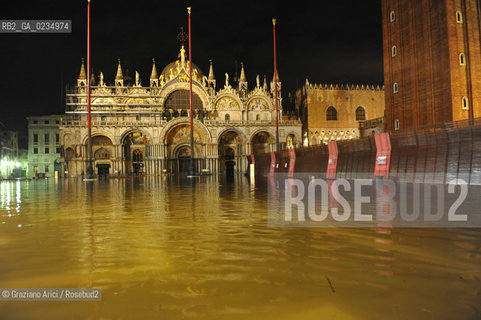 Venice december, 25th 2009 - Exceptional high tide of 1,45 m in Venice during the Christmas night at 4 a.m. ©Graziano Arici/Rosebud2 acqua alta marea