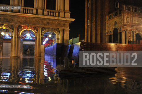 Venice december, 25th 2009 - Exceptional high tide of 1,45 m in Venice during the Christmas night at 4 a.m. ©Graziano Arici/Rosebud2 acqua alta marea