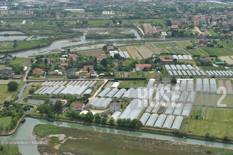 Venice 20/5/10 - Aerial view of greenhouses in Cavallino serra foto aerea ©Graziano Arici/Rosebud2