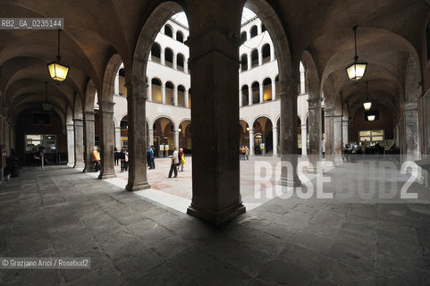 Venice  4/5/10 - The palace Fontego dei Tedeschi - It was the ancient warehouse of the german merchant palazzo ©Graziano Arici/Rosebud2