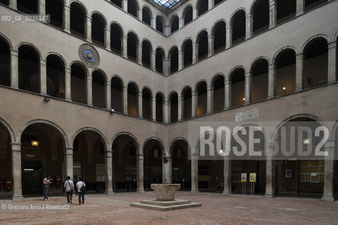 Venice  4/5/10 - The palace Fontego dei Tedeschi - It was the ancient warehouse of the german merchant palazzo ©Graziano Arici/Rosebud2