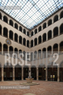 Venice  4/5/10 - The palace Fontego dei Tedeschi - It was the ancient warehouse of the german merchant palazzo ©Graziano Arici/Rosebud2