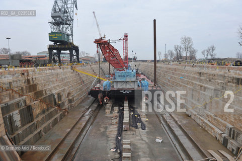 VENEZIA 4/2/10 LAVORI DEI RESTAURO E RISTRUTTURAZIONE DELLARSENALE BACINO DI CARENAGGIO GRANDE ©Graziano Arici/Rosebud2 CONSORZIO VENEZIA NUOVA