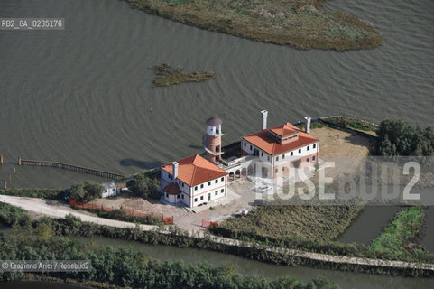 VENEZIA 15 OTTOBRE 2009 - FOTO AEREE DELLE BARENE DELLA LAGUNA DI VENEZIA ©Graziano Arici/Rosebud2 AEREA