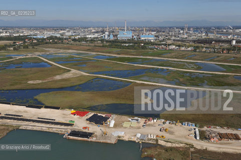 VENEZIA 15 OTTOBRE 2009 - FOTO AEREE DELLA CASSA DI COLMATA A ©Graziano Arici/Rosebud2 AEREA
