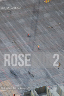 VENEZIA 2i/5/10 FOTO AEREE AI LAVORI IN CORSO  PER LA COSTRUZIONE DELLE DIGHE MOBILI ALLA BOCCA DEL PORTO DI CHIOGGIA ©Graziano Arici/Rosebud2 CONSORZIO VENEZIA NUOVA