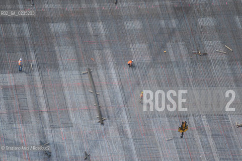 VENEZIA 2i/5/10 FOTO AEREE AI LAVORI IN CORSO  PER LA COSTRUZIONE DELLE DIGHE MOBILI ALLA BOCCA DEL PORTO DI CHIOGGIA ©Graziano Arici/Rosebud2 CONSORZIO VENEZIA NUOVA