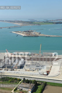 VENEZIA 7 APRILE 2010 - FOTO AEREE DEI LAVORI IN CORSO ALLA BOCCA DI PORTO DI LIDO ©Graziano Arici/Rosebud2  CONSORZIO VENEZIA NUOVA