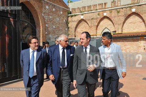 Venice 9/6/10 - Visit of the Veneto Region President Luca Zaia to the Mose system against the High Tide in Venice:  Renato Chisso, the Magistrato alle Acque President Parizio Cuccioletta, Luca Zaia  ©Graziano Arici/Rosebud2