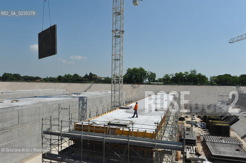 Venice 9/6/10 - Visit of the Veneto Region President Luca Zaia to the Mose system against the High Tide in Venice:  Works on the Lido inlet  ©Graziano Arici/Rosebud2