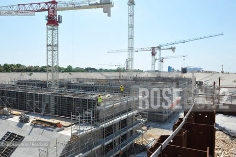 Venice 9/6/10 - Visit of the Veneto Region President Luca Zaia to the Mose system against the High Tide in Venice:  Works on the Lido inlet  ©Graziano Arici/Rosebud2