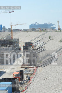 Venice 9/6/10 - Visit of the Veneto Region President Luca Zaia to the Mose system against the High Tide in Venice:  Works on the Lido inlet  ©Graziano Arici/Rosebud2