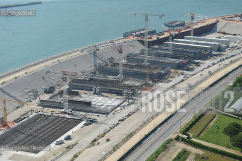 Venice 9/6/10 - Visit of the Veneto Region President Luca Zaia to the Mose system against the High Tide in Venice:  Aerial view over the Works on the Lido inlet  foto aeree bocca di porto ©Graziano Arici/Rosebud2