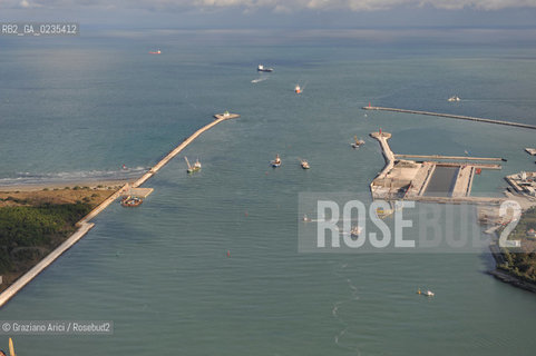 Venice 9/6/10 - Visit of the Veneto Region President Luca Zaia to the Mose system against the High Tide in Venice:  Aerial view over the Works on the Malamocco inlet  foto aeree bocca di porto ©Graziano Arici/Rosebud2.