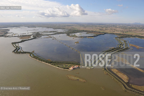 VENEZIA 15 OTTOBRE 2009 - FOTO AEREE DELLE BARENE DELLA LAGUNA DI VENEZIA ©Graziano Arici/Rosebud2 AEREA