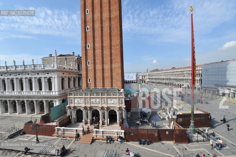 VENEZIA 25/3/10 - CANTIERE PER IL RESTAURO DELLE FONDAMENTA DEL CAMPANILE DI S.MARCO ©Graziano Arici/Rosebud2 CONSORZIO VENEZIA NUOVA