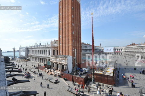 VENEZIA 25/3/10 - CANTIERE PER IL RESTAURO DELLE FONDAMENTA DEL CAMPANILE DI S.MARCO ©Graziano Arici/Rosebud2 CONSORZIO VENEZIA NUOVA