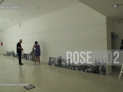 CAORLE 23/7/10 : MOSTRA HEMINGWAY A CAORLE PAOLA PALLIERI GIANNI MORIANI ©Graziano Arici/Rosebud2