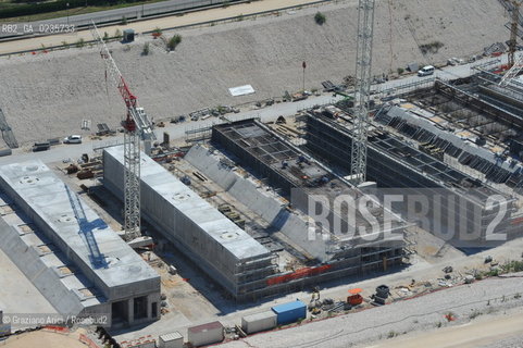 VENEZIA 28/7/10 FOTO AEREE AI LAVORI IN CORSO  PER LA COSTRUZIONE DELLE DIGHE MOBILI ALLA BOCCA DEL PORTO DI LIDO ©Graziano Arici/Rosebud2