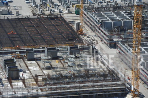 VENEZIA 28/7/10 FOTO AEREE AI LAVORI IN CORSO  PER LA COSTRUZIONE DELLE DIGHE MOBILI ALLA BOCCA DEL PORTO DI MALAMOCCO ©Graziano Arici/Rosebud2